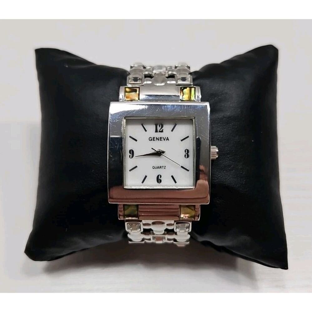 Geneva Womens Silver Finish Bangle Cuff Gemstone Watch New Battery W146